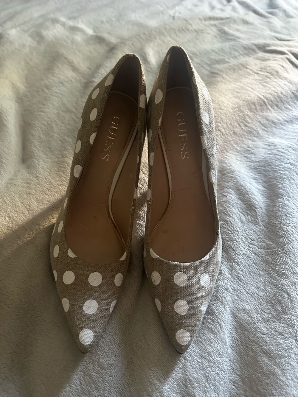 GUESS Taupe and White Polka Dot Pointed Toe Flats